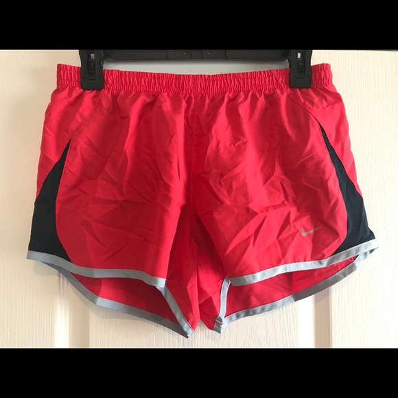 Nike Pants - NIKE Coral Athletic Gym Shorts M Medium CDW